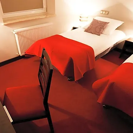 Hotel Otolinski *