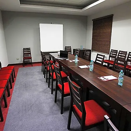 Hotel Otolinski *