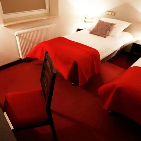 Otolinski Hotel *