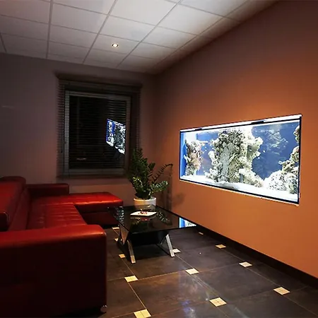 Otolinski Ξενοδοχείο *